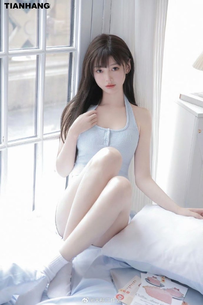 半岛 封面