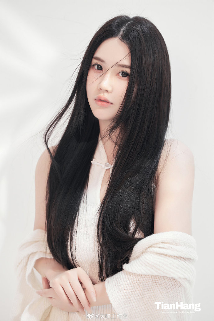 《姐姐当家2》再引热议，冉莹颖成焦点，观众热议节目选人标准